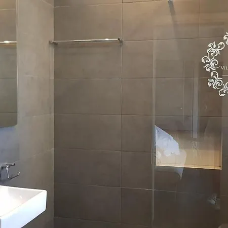 公寓式酒店 Marelia 阿利韦里翁